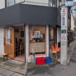 三軒茶屋駅から徒歩2分の「LONG WEEKEND」。メルボルンでの経験をもとにしたコーヒーや焼き菓子を楽しめる、街角のローカルカフェを紹介。